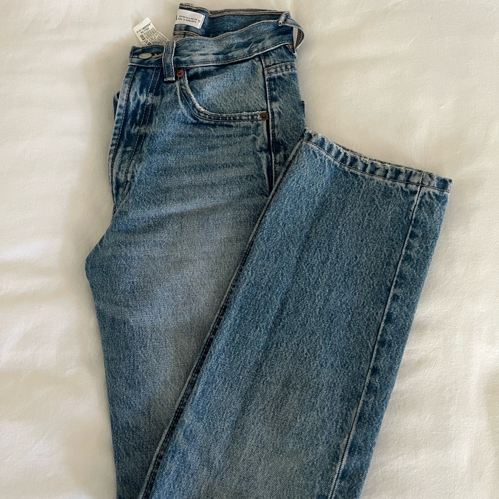 Zara Women’s  Straight Blue Jeans